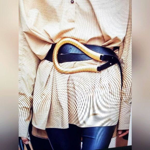 Accessories - Midern Black and Goldtone Women's Belt